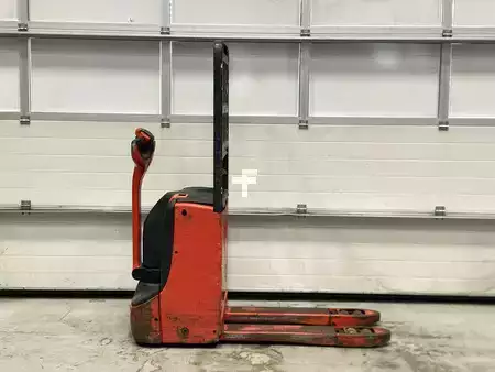 Niederhubwagen  Linde T16 (5)