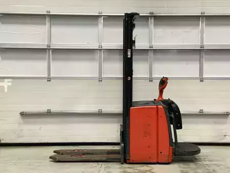 Apilador eléctrico 2017  Linde L14 AP (2)