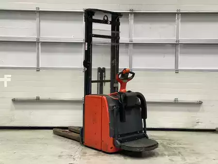 Apilador eléctrico 2017  Linde L14 AP (3)