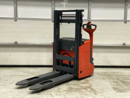 Hochhubwagen 2012  Linde L12i (1)