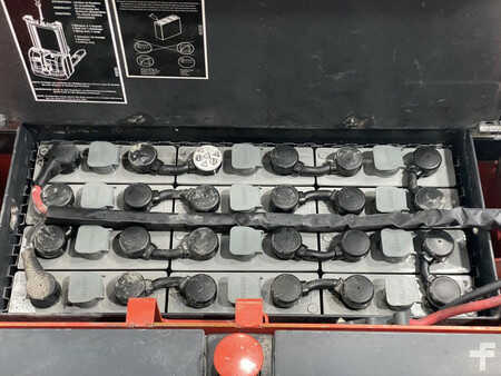 Apilador conductor incorporado  Linde L16 (7)