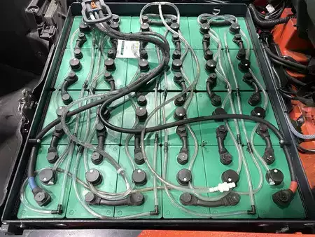 Eléctrica de 4 ruedas 2020  Linde E20PL-02 (9)