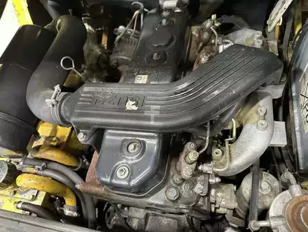 Carretilla elevadora diésel - TCM FHD30Z (9)