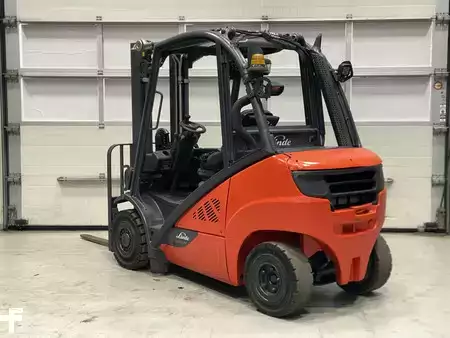 Dieselstapler 2019  Linde H25D-02 (3)