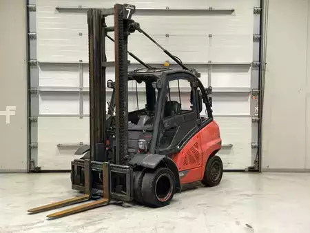 Carretilla elevadora diésel 2012  Linde H40D-01 (1)