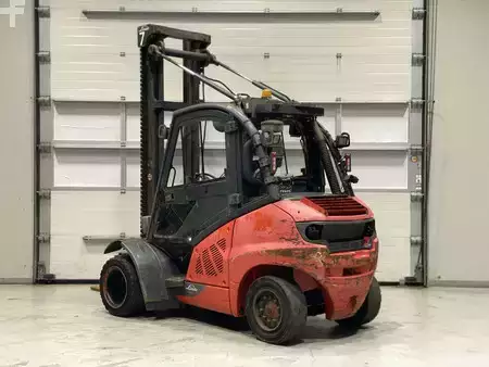 Carretilla elevadora diésel 2012  Linde H40D-01 (3)