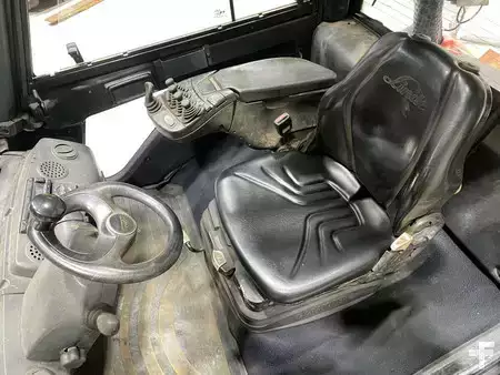 Carretilla elevadora diésel 2012  Linde H40D-01 (7)