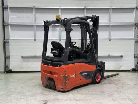 Elektrisk- 3 hjul 2017  Linde E16C-02 (4)