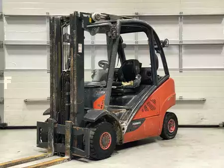 Diesel Forklifts 2017  Linde H25D-02 (1)