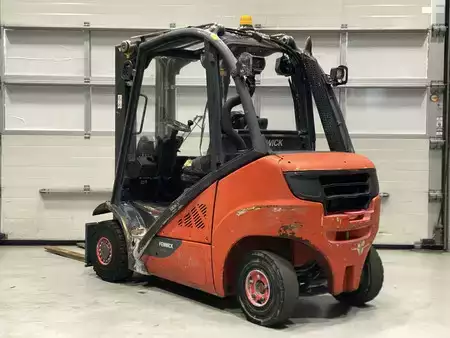 Diesel Forklifts 2017  Linde H25D-02 (3)