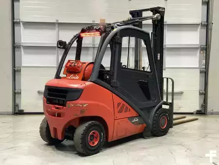 Gas gaffeltruck 2019  Linde H25T-02 (4)