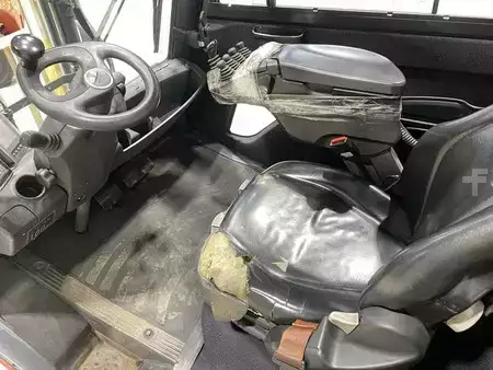 Gas gaffeltruck 2019  Linde H25T-02 (8)