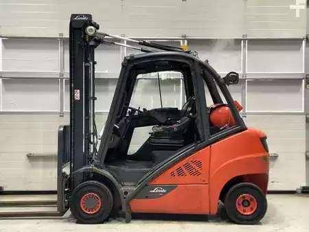 Gas gaffeltruck 2019  Linde H25T-02 (2)