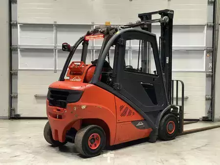 Gas gaffeltruck 2019  Linde H25T-02 (4)