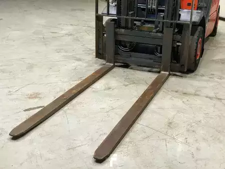 Gas gaffeltruck 2019  Linde H25T-02 (7)