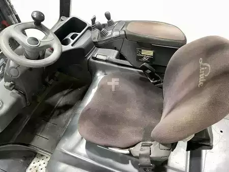 Carrelli elettrici 4 ruote 2014  Linde E35L-01 (8)