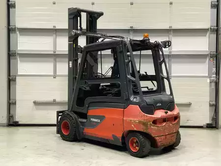 Carrelli elettrici 4 ruote 2016  Linde E35L-01 (3)