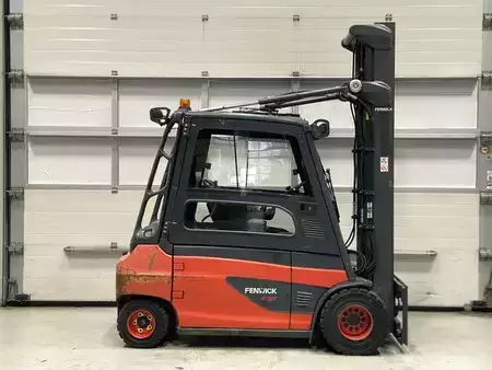 Carrelli elettrici 4 ruote 2016  Linde E35L-01 (5)