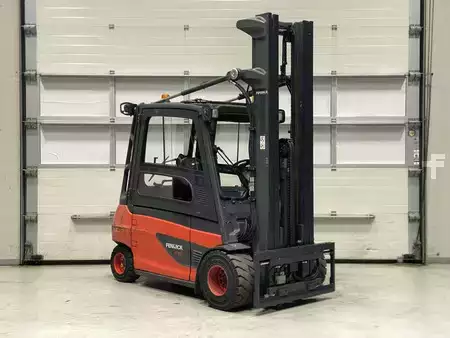 Carrelli elettrici 4 ruote 2016  Linde E35L-01 (6)