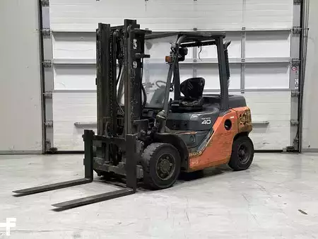 Dieseltrukki 2019  Toyota 40-8FD35N (1)