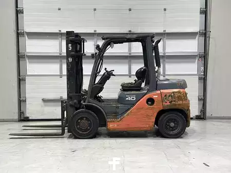 Dieseltrukki 2019  Toyota 40-8FD35N (2)