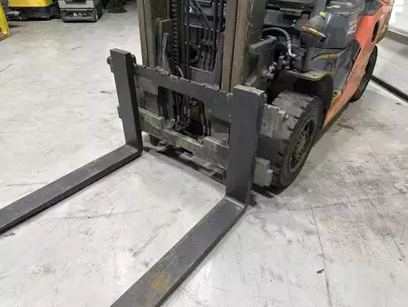 Dieseltrukki 2019  Toyota 40-8FD35N (7)