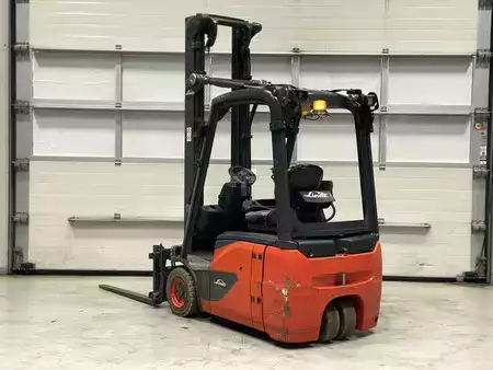 Elektromos 3 kerekű 2021  Linde E16C-02 (3)