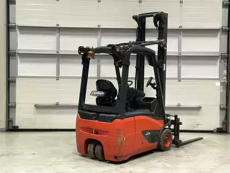 Elektromos 3 kerekű 2021  Linde E16C-02 (4)