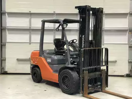 Dieseltrukki 2020  Toyota 02-8FDJF35 (6)