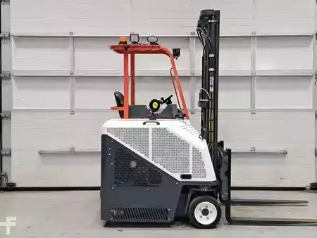 Carrelli elevatori GPL 2025  Combilift CB3000/Agilift30-12/40 (5)