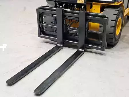 Elektro 4 Rad 2021  JCB TLT30-19E (16)