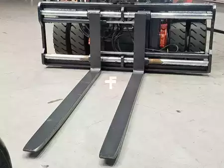 Dieseltruck 2016  Linde H70D-03 (9)