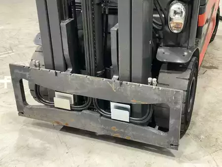 Elektro čtyřkolový VZV 2018  Linde E25L-01 (7)