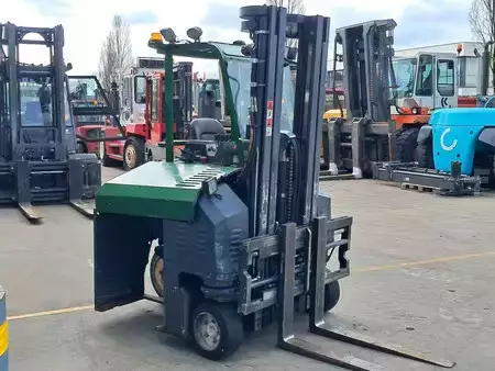 Skyvemast 2019  Combilift CBE2500 (5)