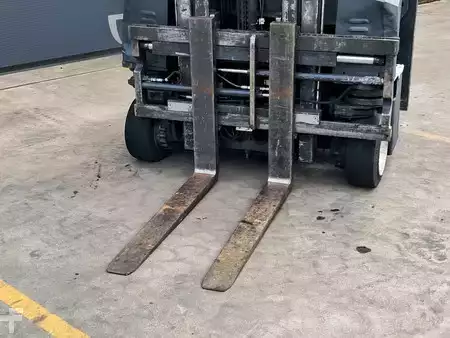 Skyvemast 2019  Combilift CBE2500 (7)