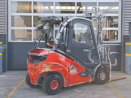 Dízel targoncák 2019  Linde H25D-02 (4)