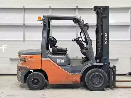 Empilhador diesel 2021  Toyota 52-8FDJF35 (5)