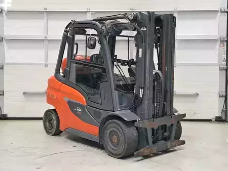 LPG VZV 2020  Linde H30T-01 (6)