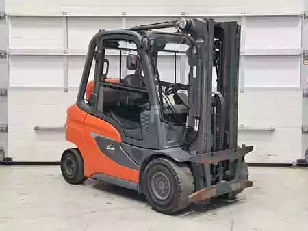 LPG Forklifts 2020  Linde H30T-01 (6)