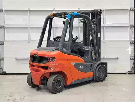 Diesel heftrucks 2020  Linde H30D-01 (4)