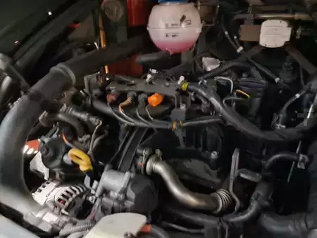 Empilhador diesel 2016  Linde H45D-02 (9)