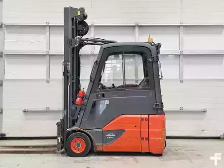 3-wiel elektrische heftrucks 2015  Linde E16-02 (2)