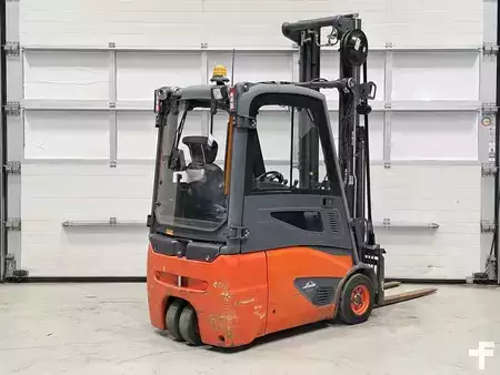 3-wiel elektrische heftrucks 2015  Linde E16-02 (4)
