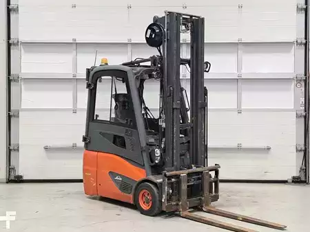 3-wiel elektrische heftrucks 2015  Linde E16-02 (6)