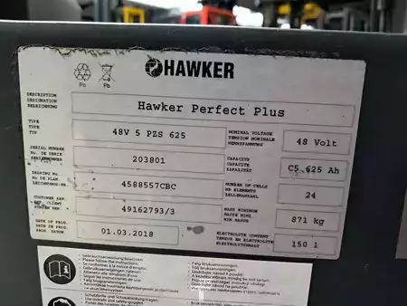 3-wiel elektrische heftrucks  Linde E16-02 (12)