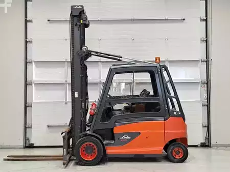 Chariots électriques à 4 roues 2017  Linde E50HL-01 (2)