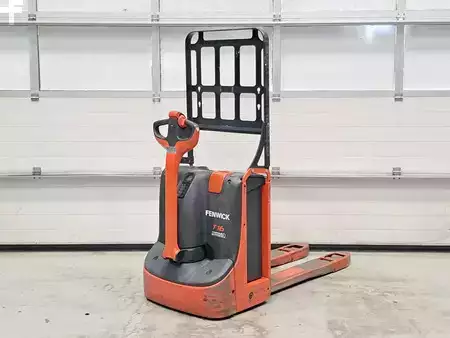 Låglyftare El  Linde T16 (4)