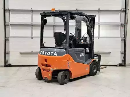 Pallet Stackers  Toyota 8FBMKT25 (4)