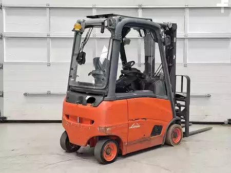 Carrelli elettrici 4 ruote 2012  Linde E16PH-01 (4)