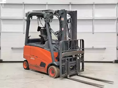 Carrelli elettrici 4 ruote 2012  Linde E16PH-01 (6)